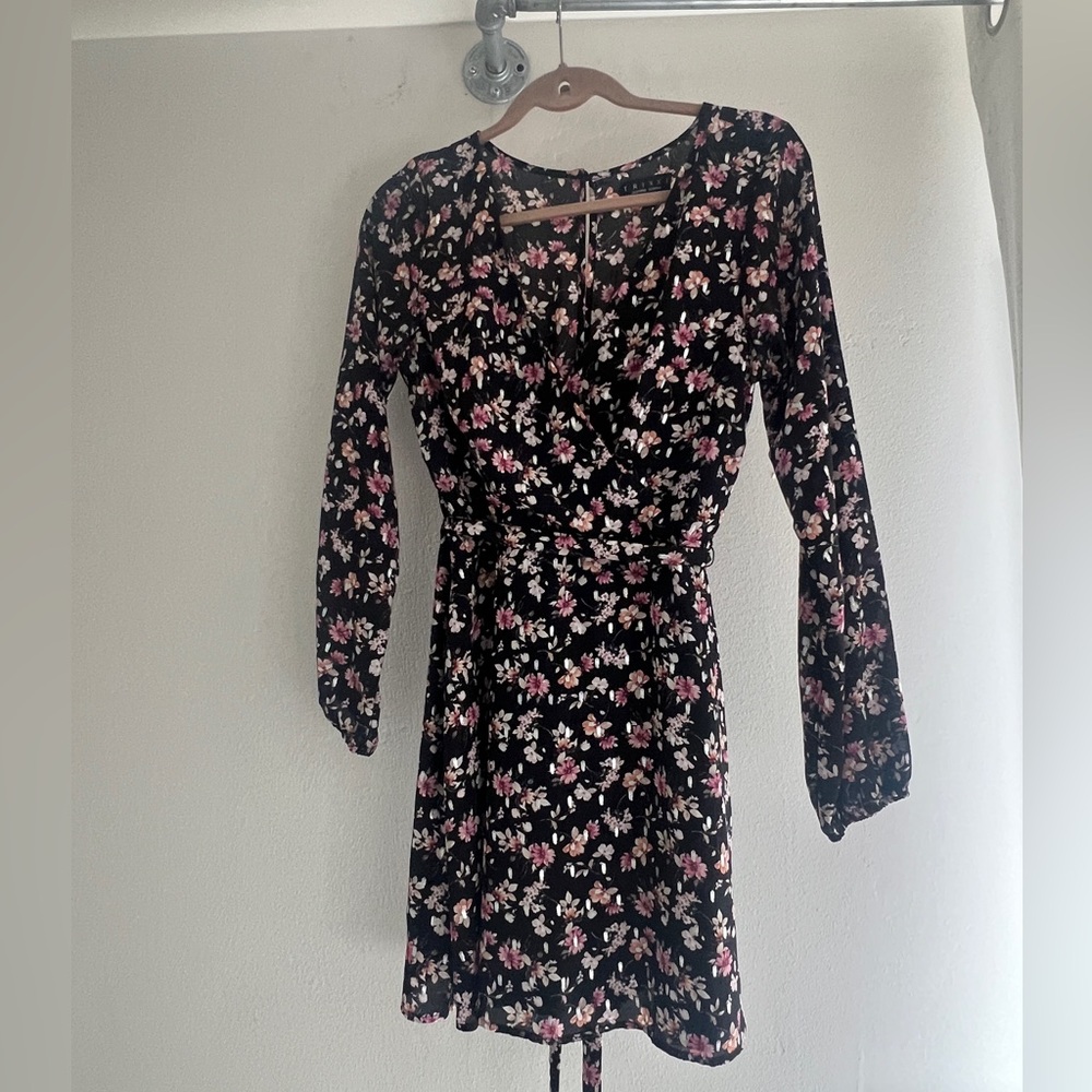 Long Sleeve Floral Metallic Short Dress